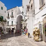 Gentile Con Campo Da Tennis Privato Ostuni